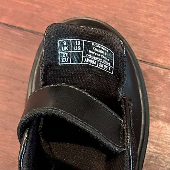 Kids Dr. Martens Black Leather Shoes, size 10UK/9US - New Without Box - Picture 7 of 7